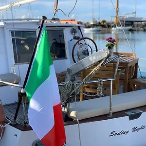 Sailing Nights Boat&breakfast , Alghero Italie